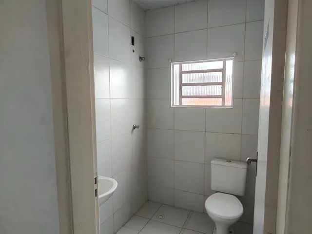 Sobrado 1 quarto e 2 banheiros, para alugar, no bairro Centro em Taubaté