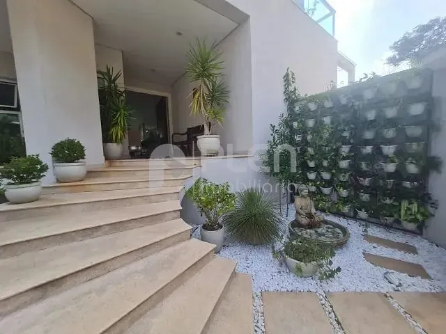 Sobrado com 1150m² 5 quartos e 9 banheiros, à venda, no bairro Jardim São Bento em São Paulo