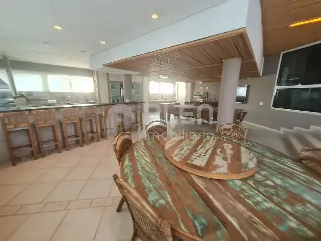 Sobrado com 1150m² 5 quartos e 9 banheiros, à venda, no bairro Jardim São Bento em São Paulo