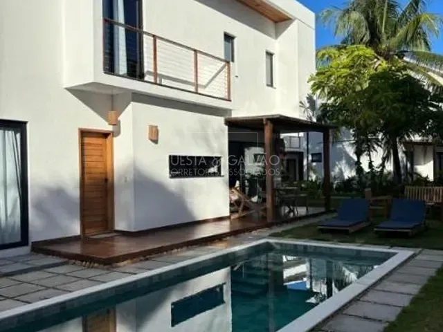 Sobrado com 186m² 4 quartos e 5 banheiros, à venda, no bairro Villas do Arraial II em Arraial D'ajuda