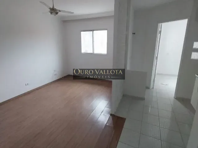 Sobrado com 100m² 2 quartos e 2 banheiros, para alugar, no bairro Vila Bertioga em São Paulo