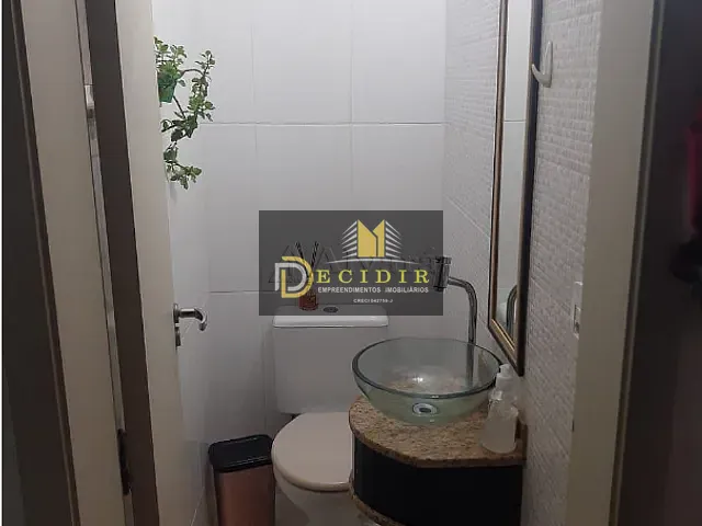 Sobrado com 200m² 3 quartos e 1 banheiro, à venda, no bairro Jardim Regina em São Paulo