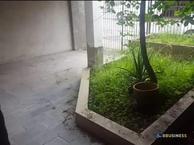 Sobrado com 250m² 3 quartos e 3 banheiros, à venda, no bairro Parque Santo Amaro em Campos dos Goytacazes