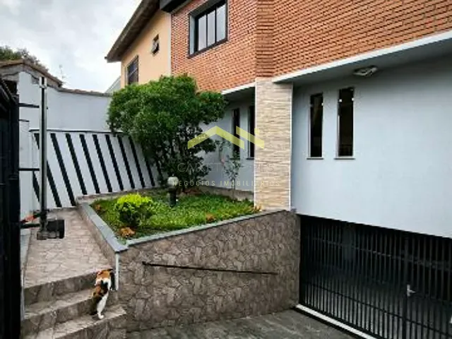 Sobrado com 212m² 3 quartos e 4 banheiros, à venda, no bairro Jardim Santo Antônio em Santo André