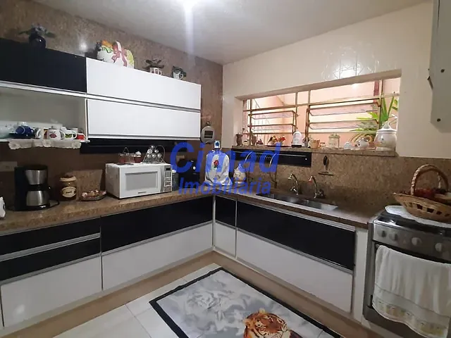 Sobrado 3 quartos e 3 banheiros, à venda, no bairro Carandiru em São Paulo