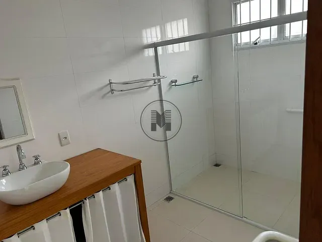 Sobrado 3 quartos e 2 banheiros, à venda, no bairro Nova Guará em Guaratinguetá