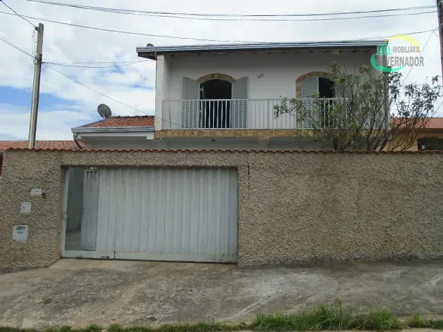 Sobrado com 300m² 3 quartos e 3 banheiros, à venda, no bairro Parque da Figueira em Campinas