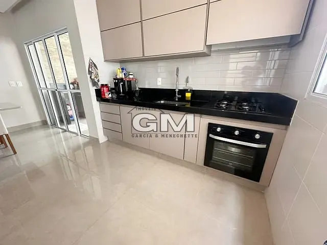 Sobrado com 322m² 3 quartos e 1 banheiro, à venda, no bairro Bonfim Paulista em Ribeirão Preto