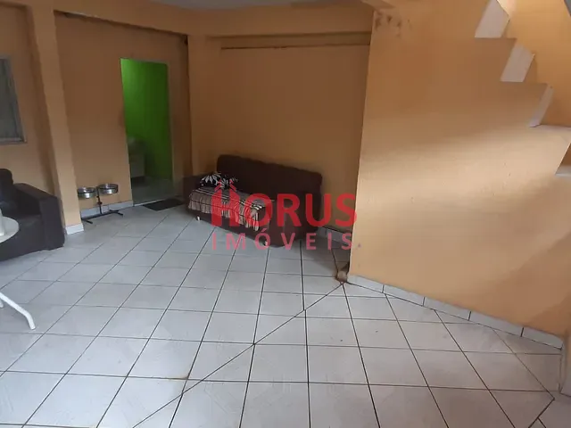 Sobrado com 200m² 4 quartos e 5 banheiros, à venda, no bairro Sítio do Morro em São Paulo