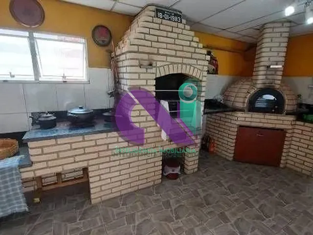 Sobrado com 175m² 3 quartos e 2 banheiros, à venda, no bairro Pestana em Osasco