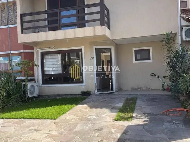 Sobrado com 160m² 3 quartos e 2 banheiros, à venda, no bairro Hípica em Porto Alegre