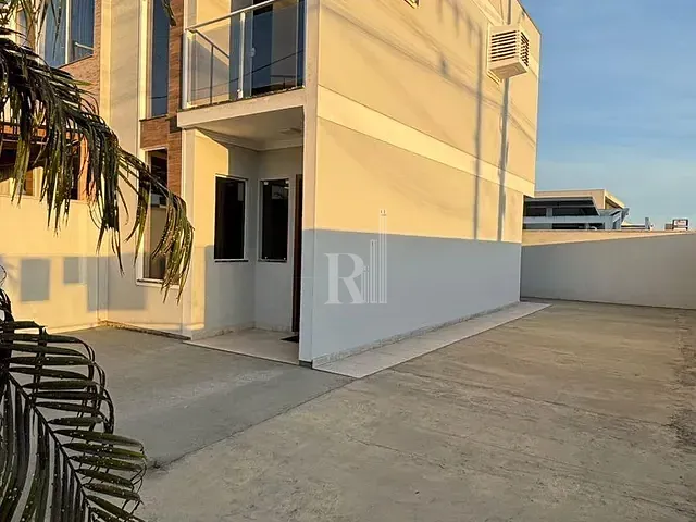 Sobrado com 134m² 2 quartos e 2 banheiros, à venda, no bairro Areias em Tijucas