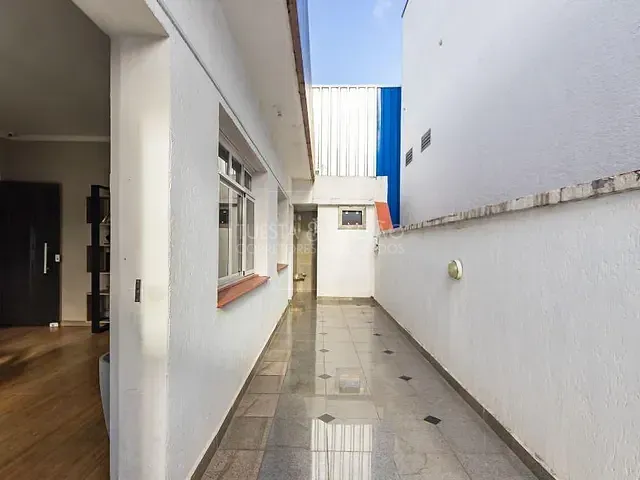 Sobrado com 473m² 5 quartos e 9 banheiros, à venda, no bairro Parolin em Curitiba