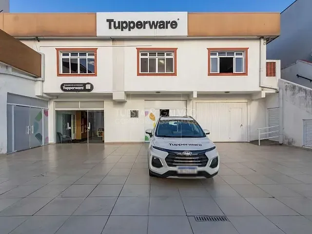 Sobrado com 473m² 5 quartos e 9 banheiros, à venda, no bairro Parolin em Curitiba