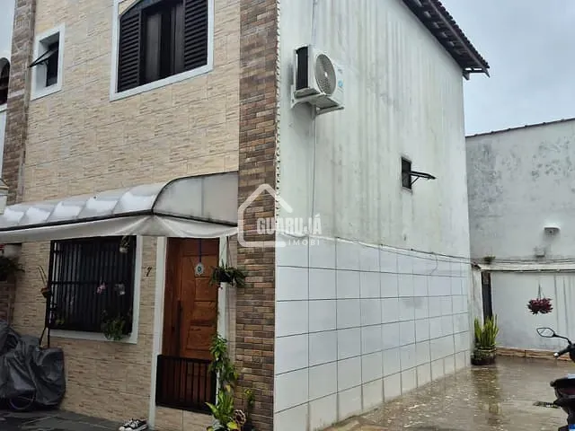 Sobrado 2 quartos e 2 banheiros, à venda, no bairro Vila Santa Rosa em Guarujá
