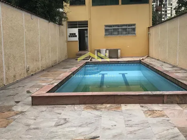 Sobrado com 720m², para alugar, no bairro Jardim em Santo André