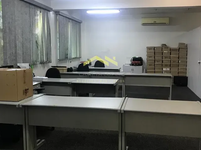 Sobrado com 720m², para alugar, no bairro Jardim em Santo André