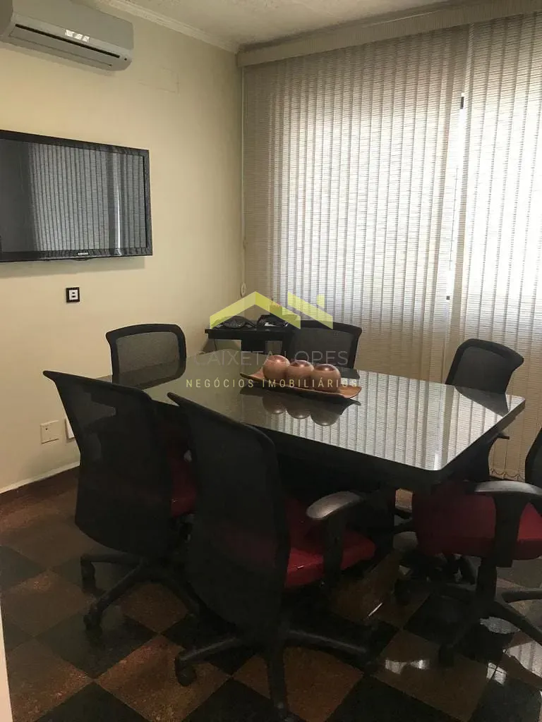 Sobrado, 1 quarto, 600 m² - Foto 1