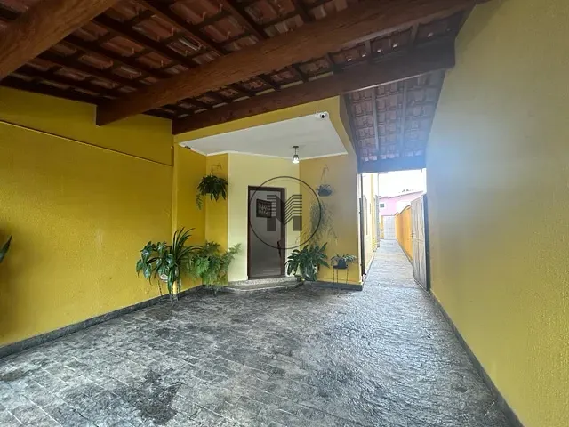 Sobrado com 125m² 2 quartos e 3 banheiros, à venda, no bairro Jardim Sandra Maria em Taubaté