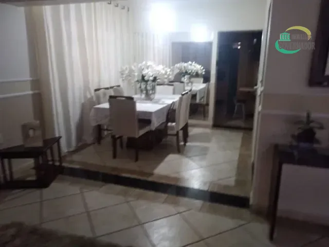 Sobrado com 290m² 3 quartos e 4 banheiros, à venda, no bairro Parque Via Norte em Campinas