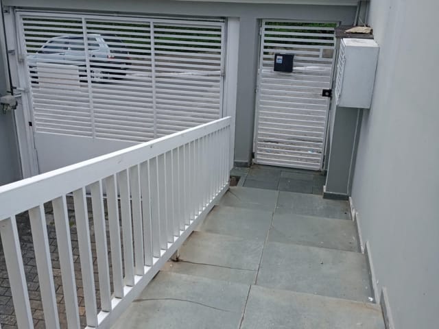 Sobrado 3 quartos e 4 banheiros, à venda, no bairro Vila Santa Terezinha (Zona Norte) em São Paulo