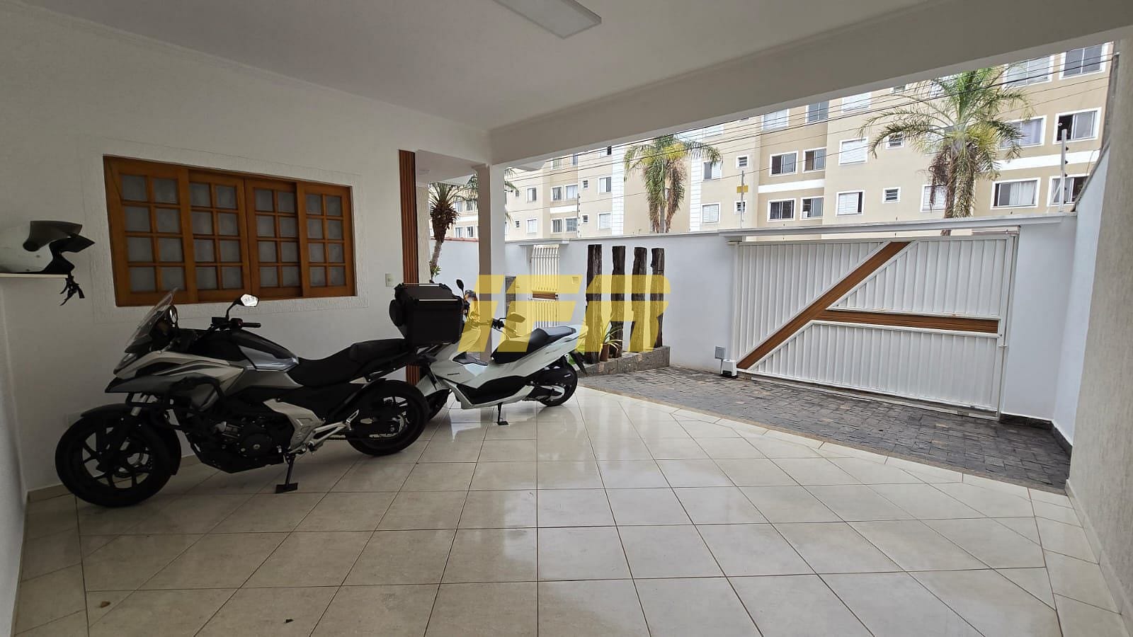 Sobrado, 5 quartos, 250 m² - Foto 2