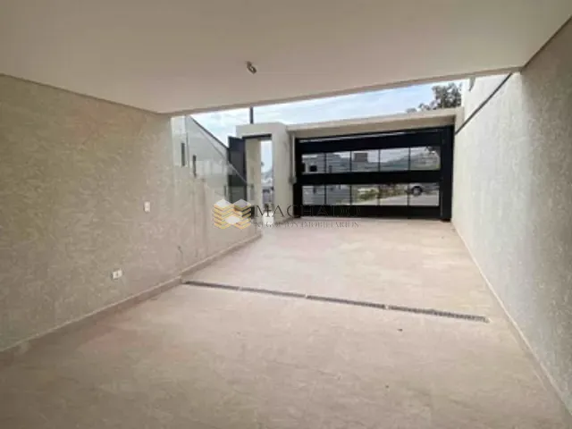 Sobrado com 150m² 3 quartos e 3 banheiros, à venda, no bairro Chácara Jaguari (Fazendinha) em Santana de Parnaíba