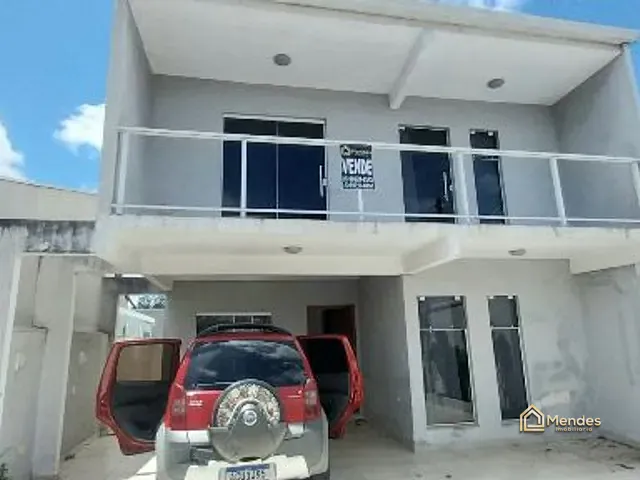 Sobrado com 200m² 4 quartos e 5 banheiros, à venda, no bairro Alto Boqueirão em Curitiba