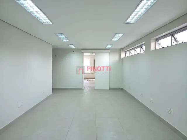 Sobrado 4 quartos e 2 banheiros, para alugar, no bairro Jardim do Mar em São Bernardo do Campo