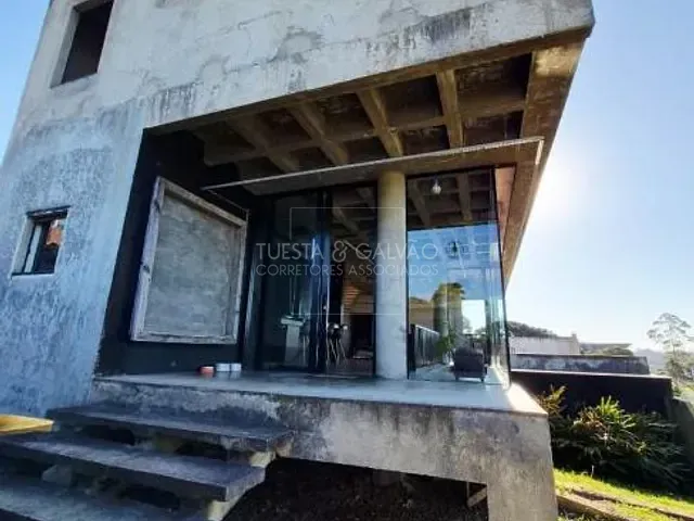 Sobrado com 292m² 3 quartos e 4 banheiros, à venda, no bairro Pilarzinho em Curitiba