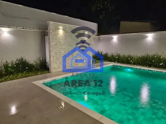Sobrado com 384m² 3 quartos e 3 banheiros, à venda, no bairro Massaguaçu em Caraguatatuba