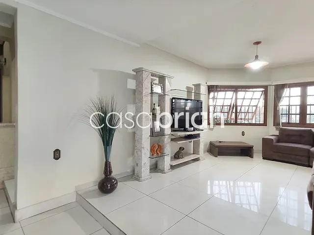 Sobrado com 363m² 4 quartos e 4 banheiros, à venda, no bairro Hamburgo Velho em Novo Hamburgo