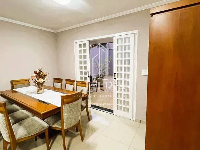 Sobrado com 300m² 3 quartos e 5 banheiros, à venda, no bairro Jardim São Paulo em Americana