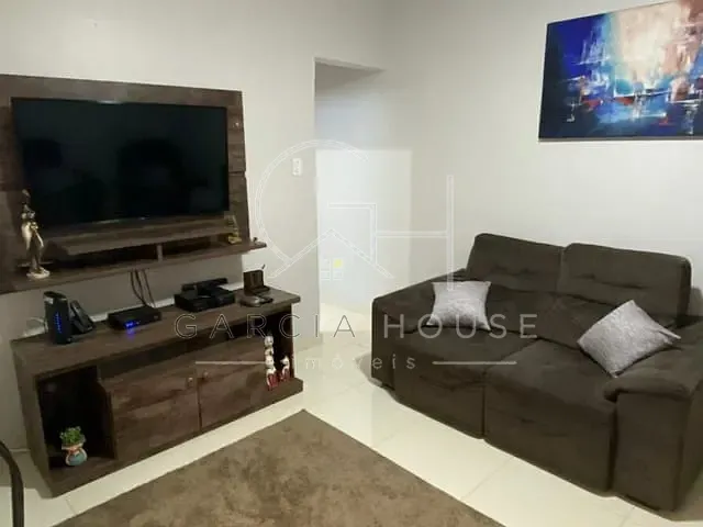 Sobrado com 108m² 4 quartos e 2 banheiros, à venda, no bairro Vila Tibério em Ribeirão Preto