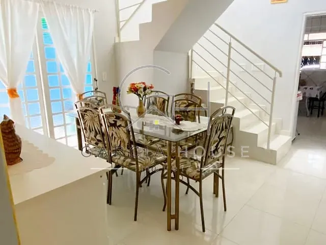 Sobrado com 108m² 4 quartos e 2 banheiros, à venda, no bairro Vila Tibério em Ribeirão Preto