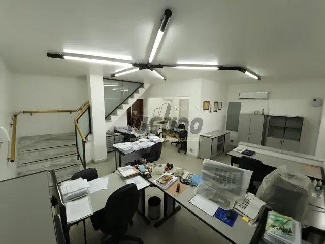 Sobrado com 250m², à venda, no bairro Centro em Itanhaém