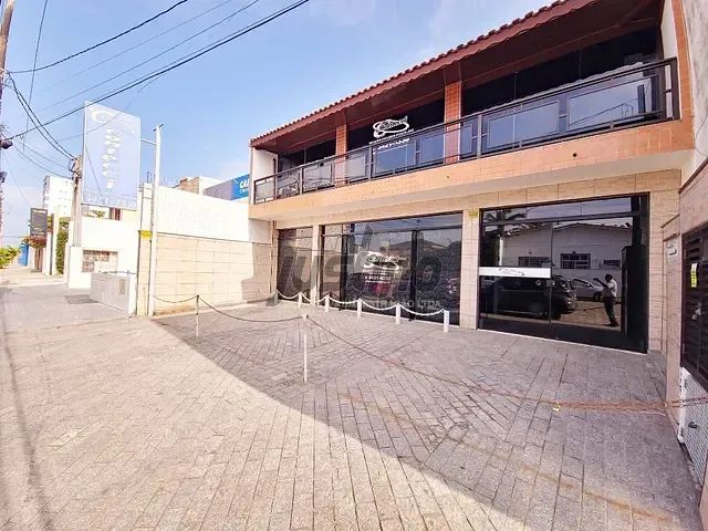 Sobrado com 250m², à venda, no bairro Centro em Itanhaém