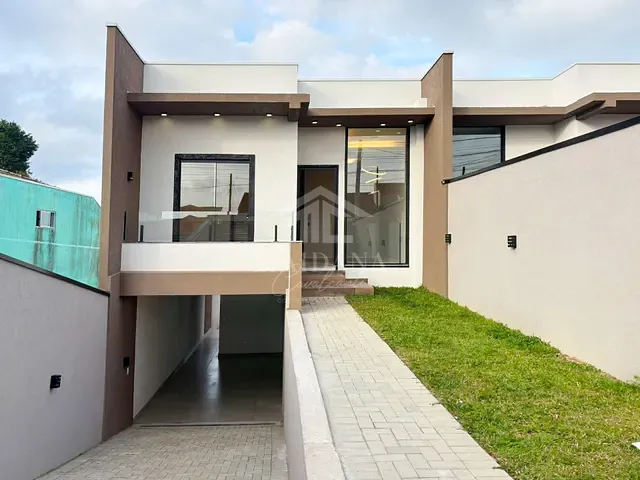 Sobrado com 110m² 3 quartos e 2 banheiros, à venda, no bairro São Marcos em São José dos Pinhais