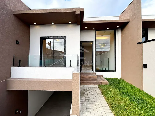 Sobrado com 110m² 3 quartos e 2 banheiros, à venda, no bairro São Marcos em São José dos Pinhais