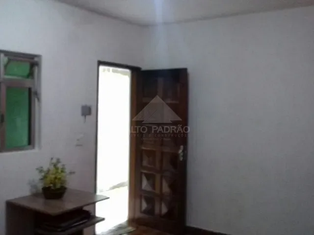 Sobrado 2 quartos e 1 banheiro, à venda, no bairro Vila Correia em Mauá