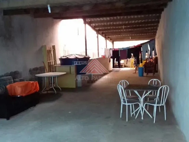 Sobrado 2 quartos e 1 banheiro, à venda, no bairro Vila Correia em Mauá