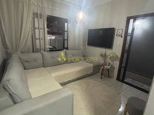 Sobrado com 179m² 3 quartos e 2 banheiros, à venda, no bairro Comercial e Residencial Jardim Mariana em Pindamonhangaba