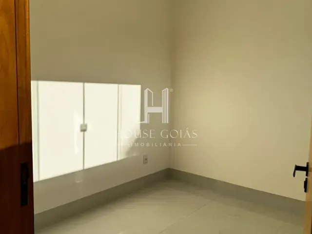 Sobrado com 187m² 3 quartos e 2 banheiros, à venda, no bairro Jardim América em Goiânia