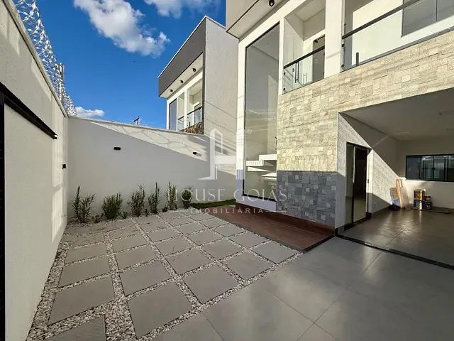 Sobrado com 187m² 3 quartos e 2 banheiros, à venda, no bairro Jardim América em Goiânia