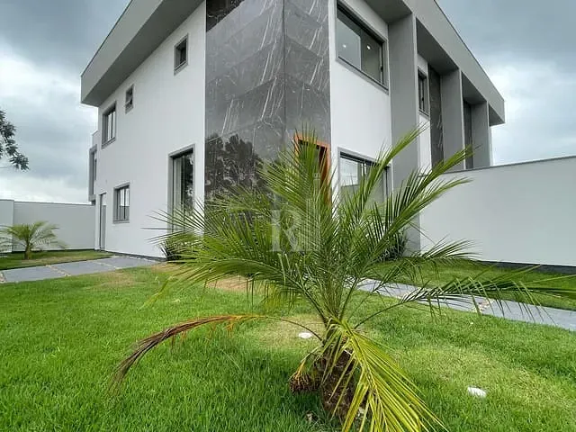 Sobrado com 150m² 2 quartos e 3 banheiros, à venda, no bairro Joaia em Tijucas