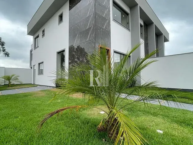 Sobrado com 150m² 2 quartos e 3 banheiros, à venda, no bairro Joaia em Tijucas