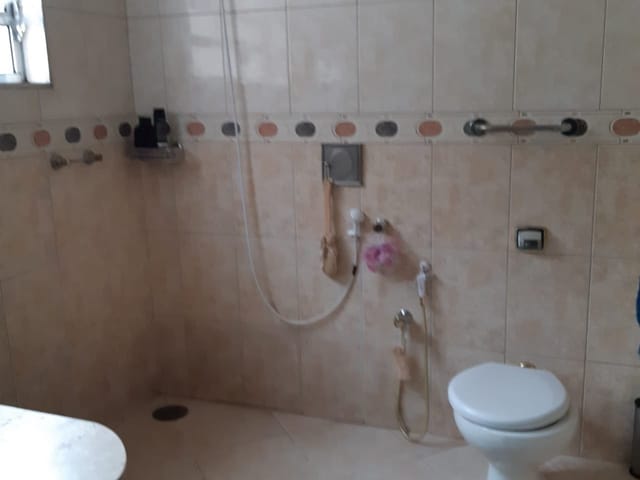 Foto do Sobrado - SOBRADO A VENDA NA VILA PRUDENTE, DIVISA COM A MOOCA, COM 576 METROS.TEM 10 VAGAS DE GARAGEM, QUINTAL E ELEVADOR. A 1100 METROS DO METRÔ VILA PRUDENTE | Sanches Imobiliária VIP