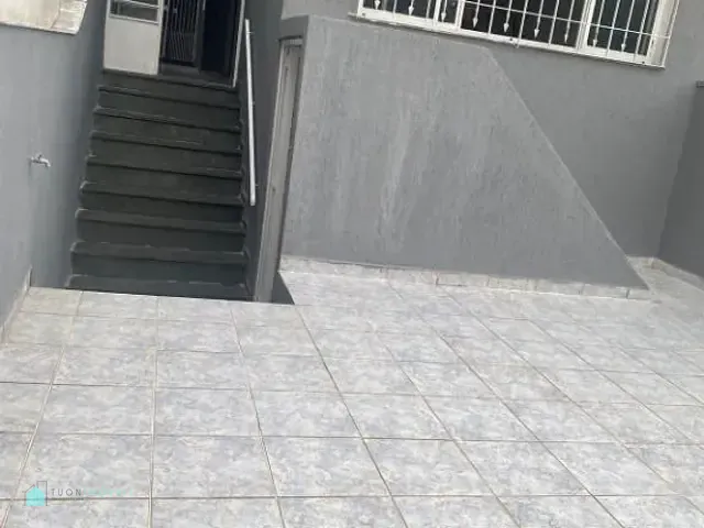 Sobrado com 179m² 3 quartos e 2 banheiros, para alugar, no bairro Vila Bancária Munhoz em São Paulo