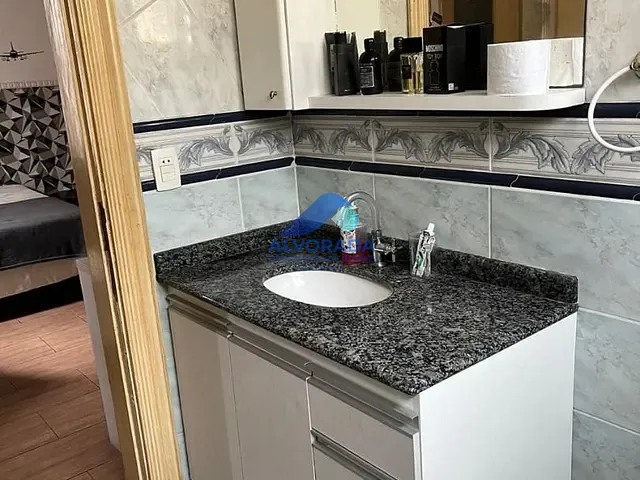 Sobrado com 450m² 4 quartos e 1 banheiro, à venda, no bairro Jardim Alvorada em São José dos Campos