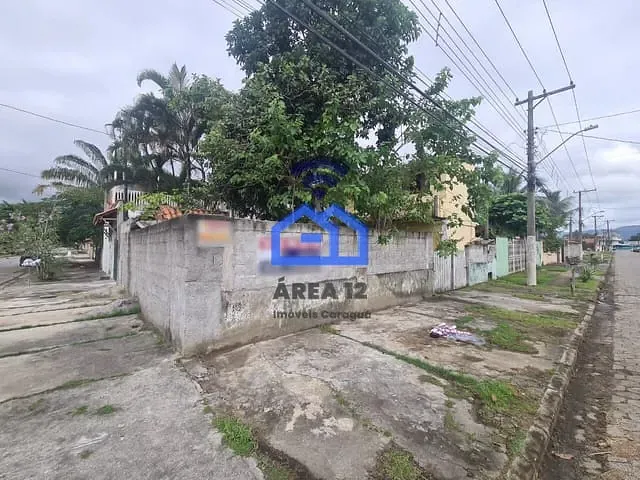 Sobrado 4 quartos e 4 banheiros, à venda, no bairro Porto Novo em Caraguatatuba